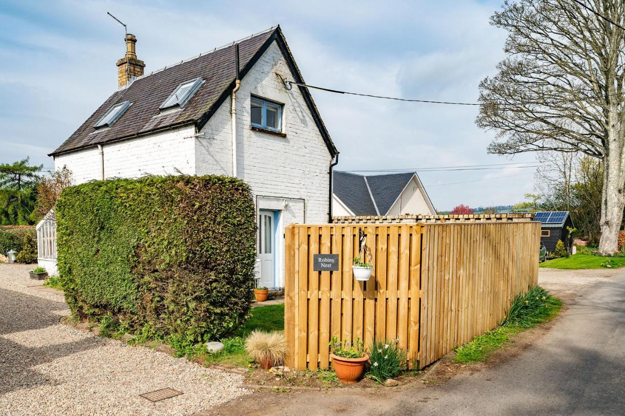 Blairgowrie and Rattray Robins Nest Cottage מראה חיצוני תמונה